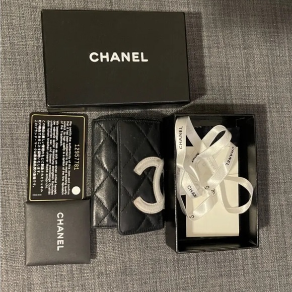 Authentic CHANEL CAMBON CC KEY HOLDER - Picture 2 of 7